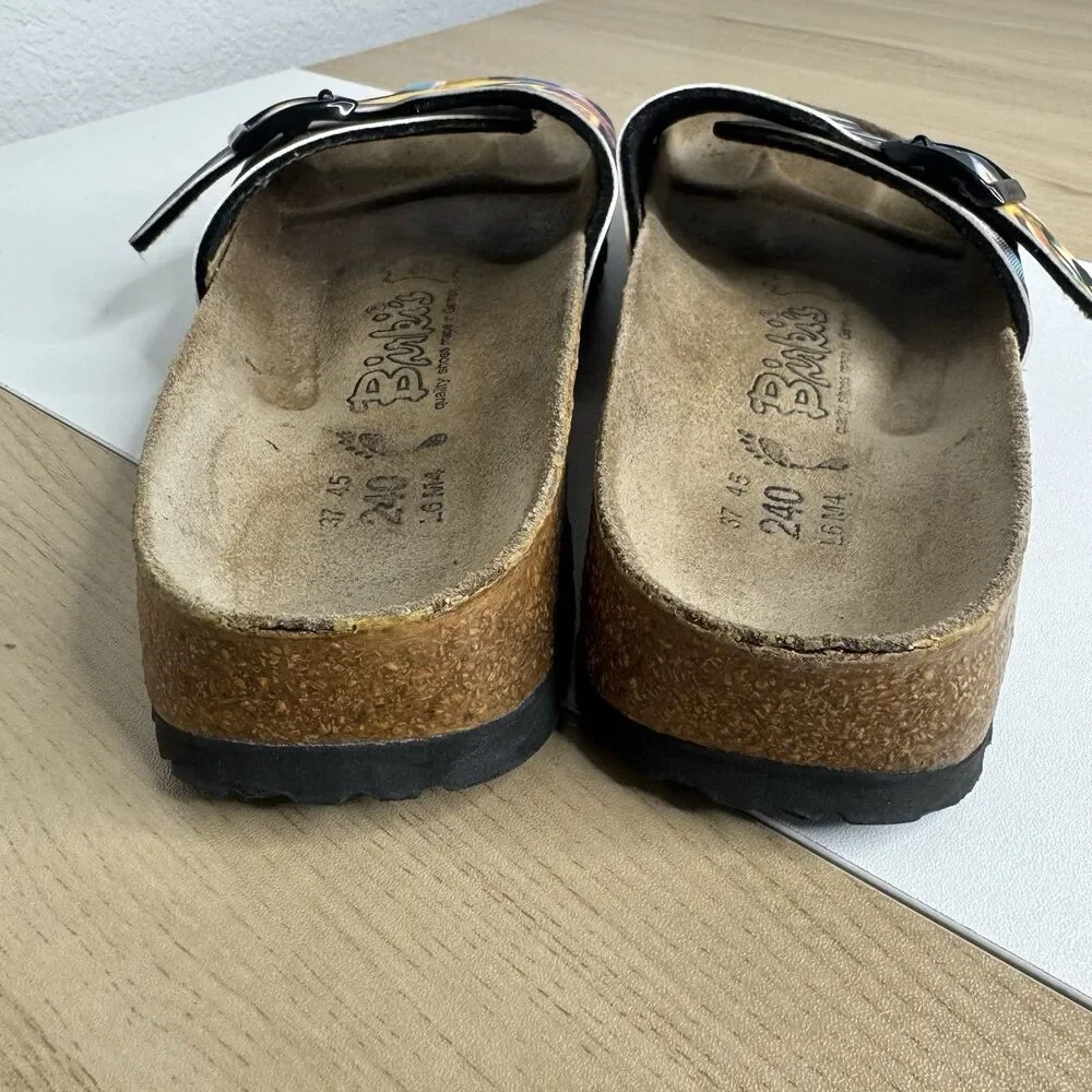 Birki's by Birkenstock Y2K Sandals Vintage newspaper print Sz 6 Women’s Men 4
